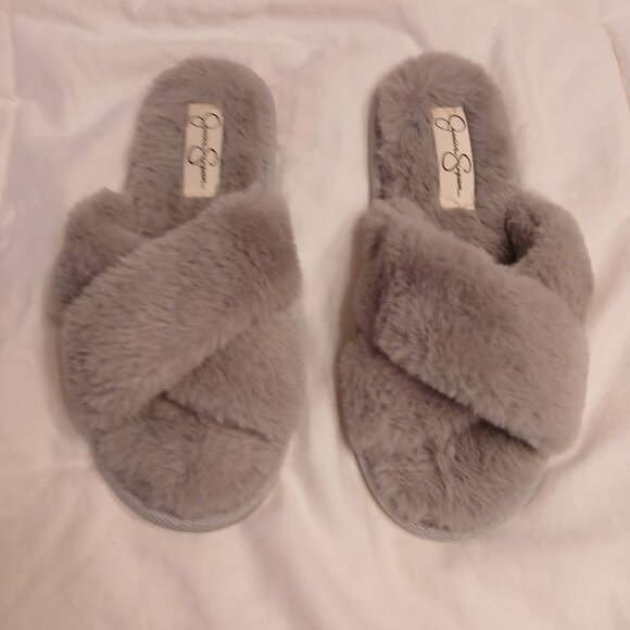 Jessica Simpson Slippers - Picture 1 of 4
